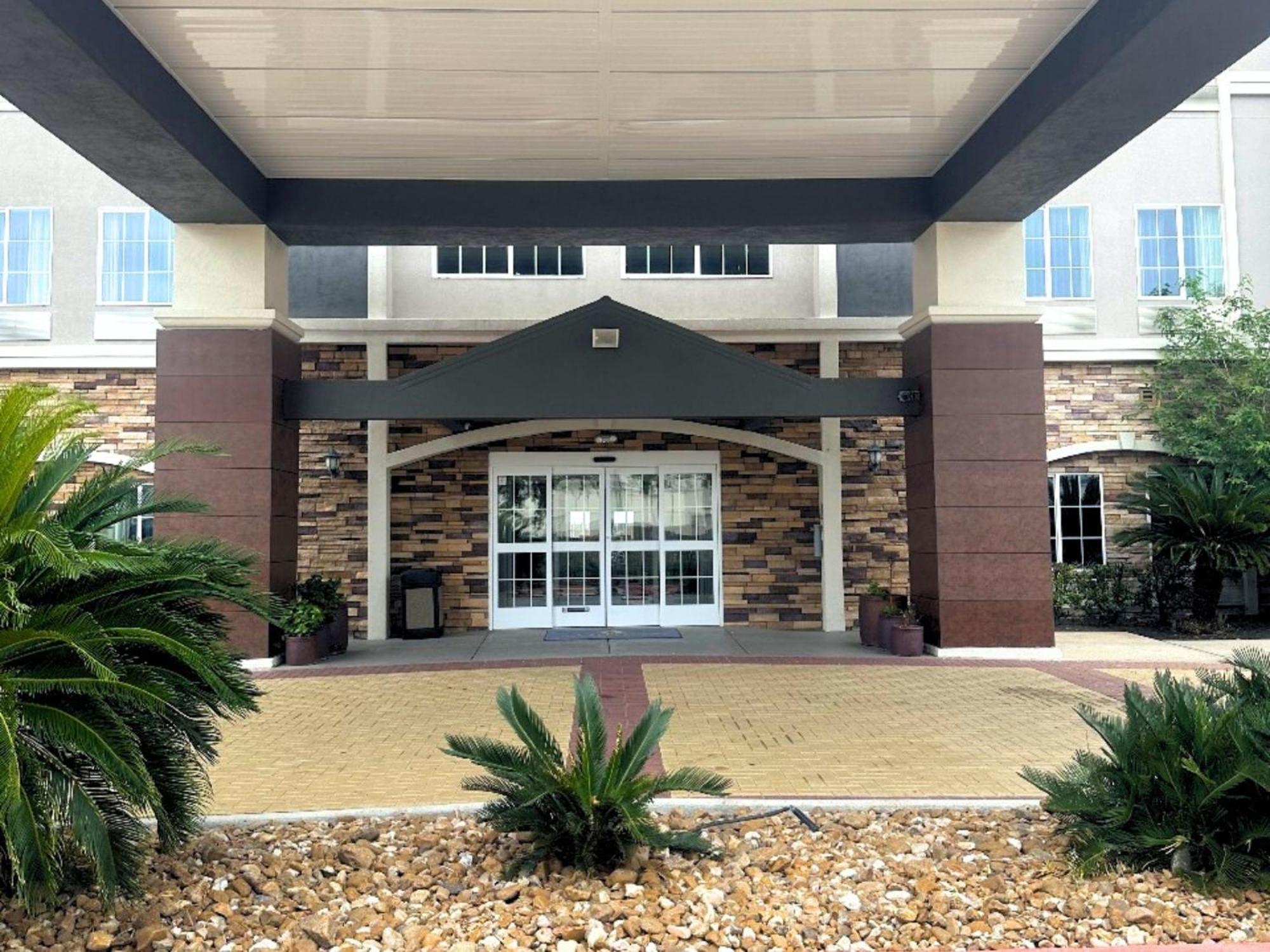 La Quinta By Wyndham Houston Energy Corridor Hotel Exterior photo